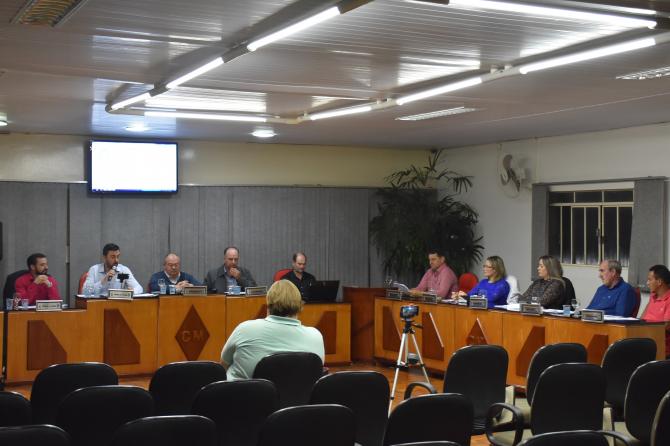 Câmara de Laranjeiras realiza sessão ordinária 017/2018